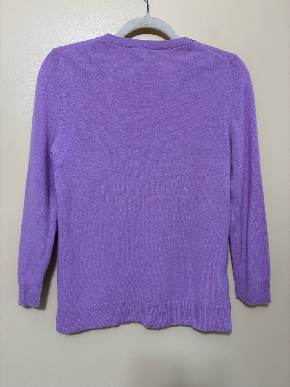 Ann Taylor 100% Cashmere Crewneck Pullover Sweater Womens M Lilac Purple - Picture 4 of 6